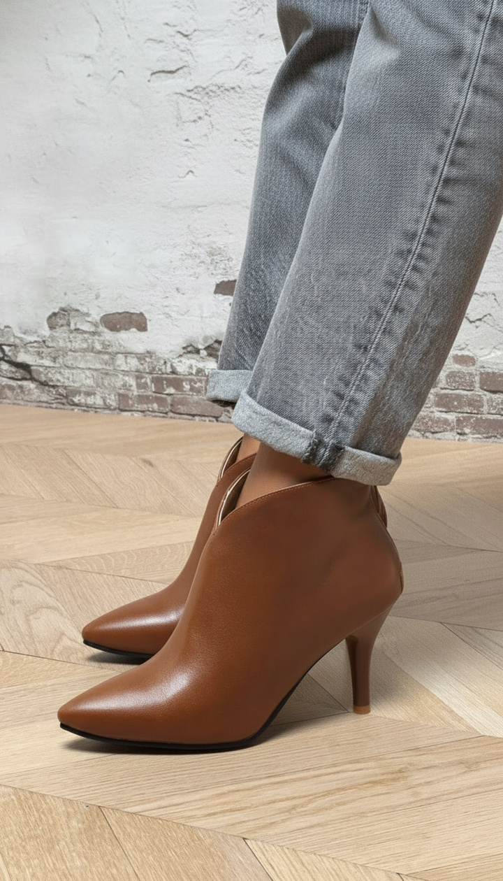 STIVALETTO A SPILLO ELEGANTE